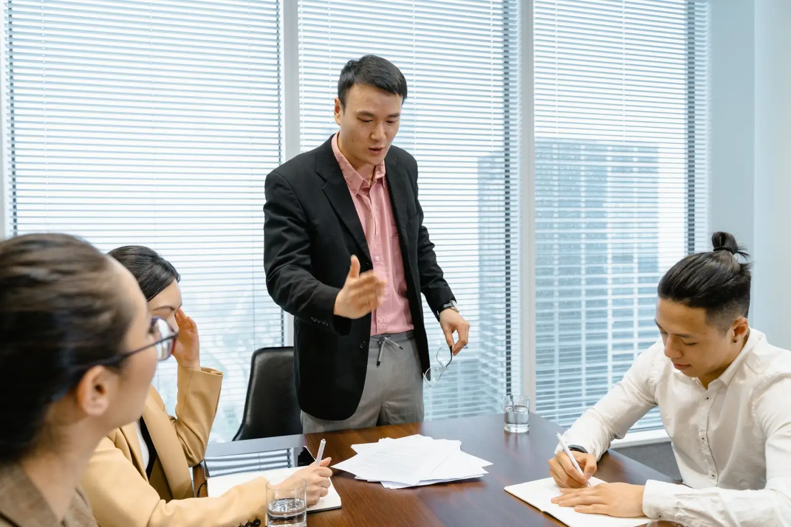沈阳企业会议策划方案定制:从场地考察到预算控制的全流程解析正文配图 1